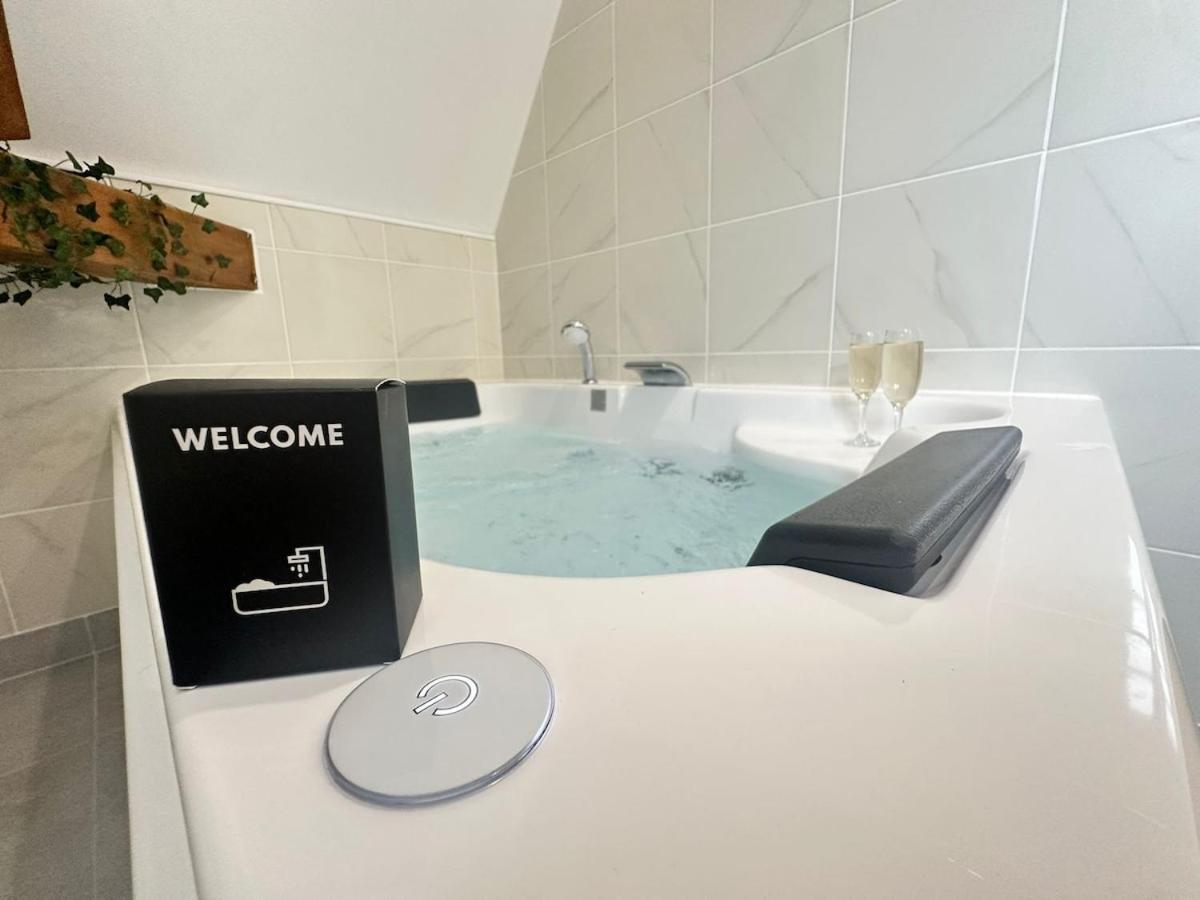 S Bayleved'Air Duplex Vue Chateau, Balneo Et Sauna Sedan Zewnętrze zdjęcie